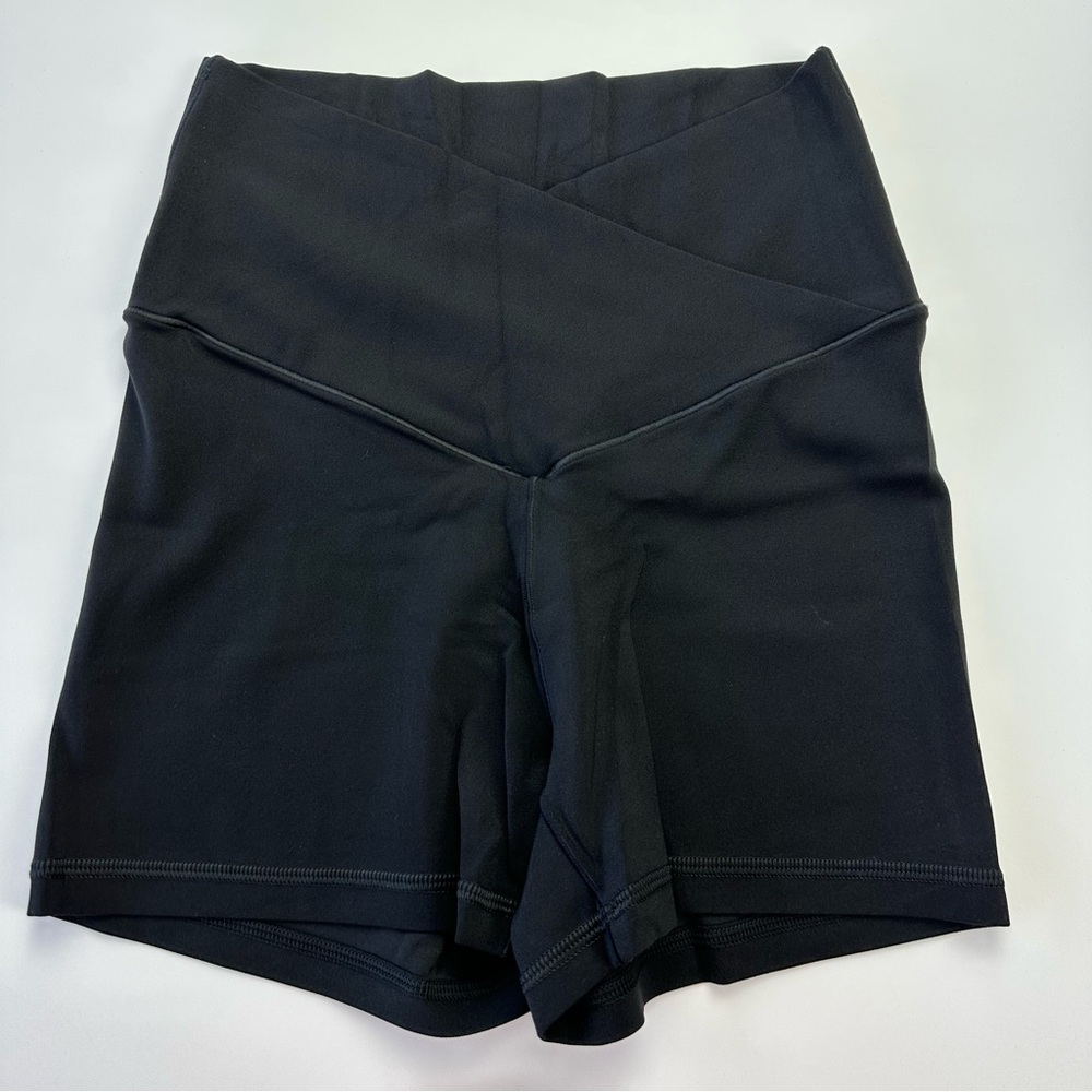 OFFLINE Real Me High Waisted Crossover 3” Shortie